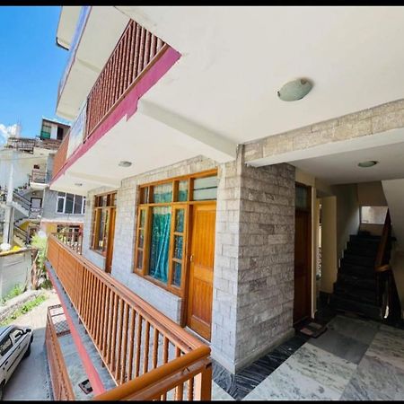 Hotel Hadimba Regency ! Free 4 Wheeler Parking ! Mountain View Rooms ! Near Mall Road Manali Exterior foto